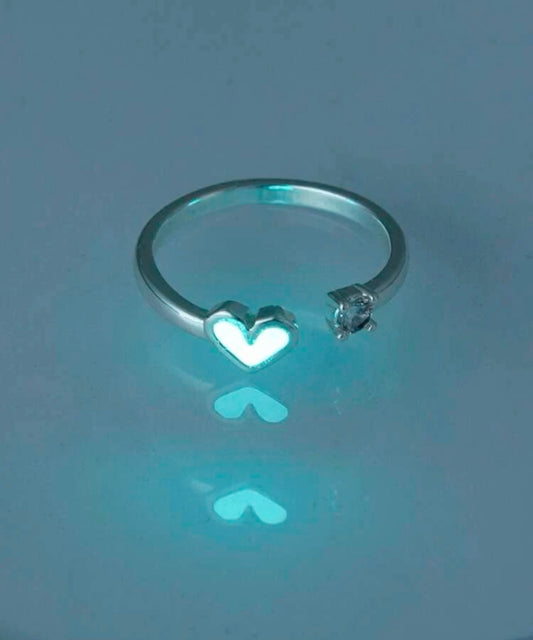 Luminous heart ring