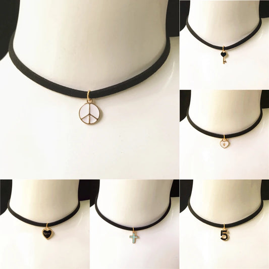 Short choker gothic necklaces