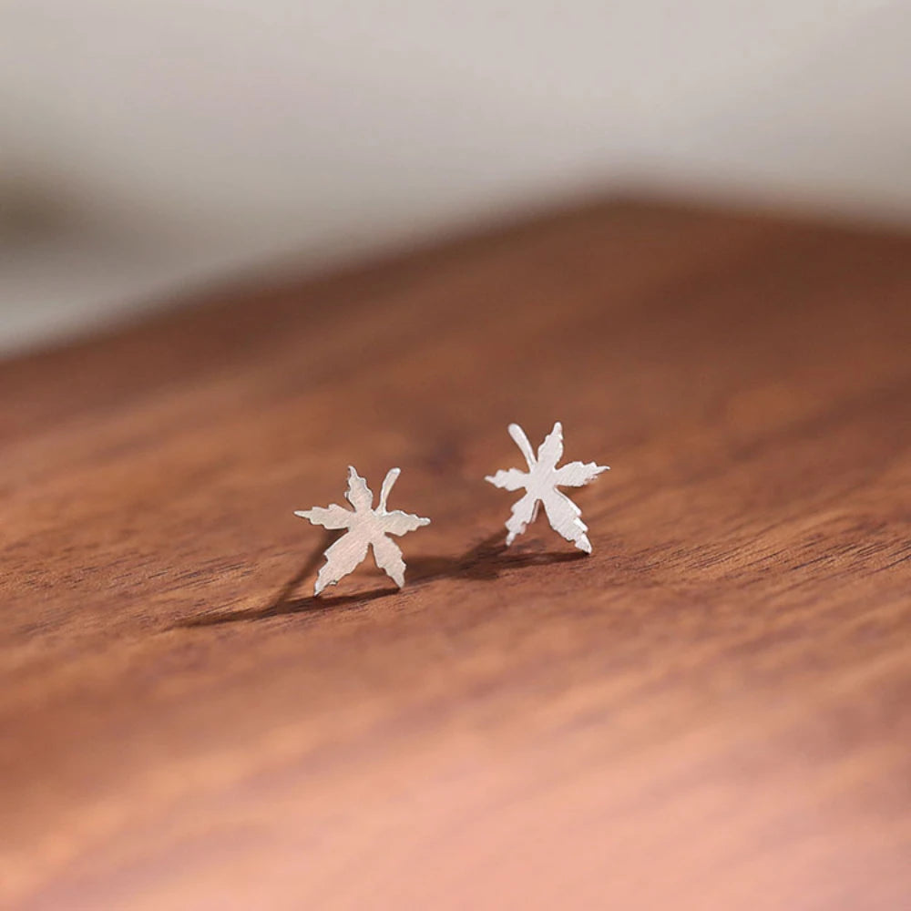 925 Sterling Silver Pot Leaf Stud Earring