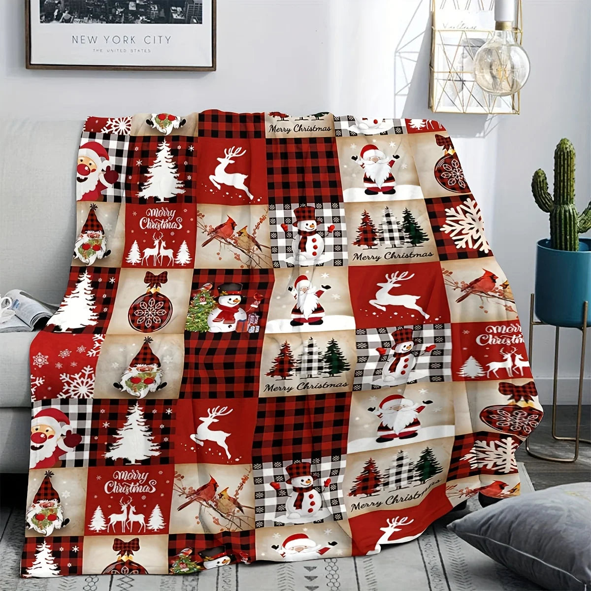 Cozy Christmas-Themed Plush Fleece Throw Blanket - Soft, Warm & Versatile for All Seasons - Perfect for Couch, Bed, Office