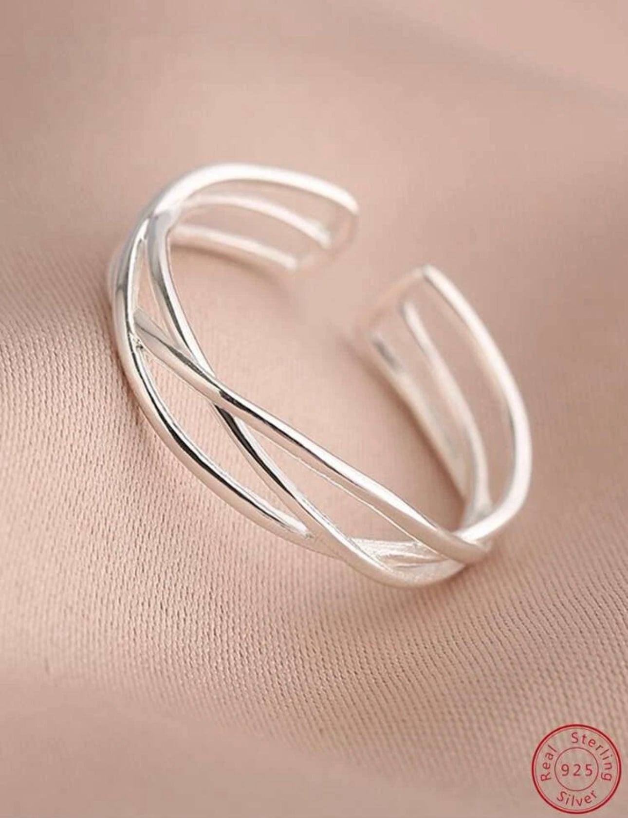 Criss cross cuff ring